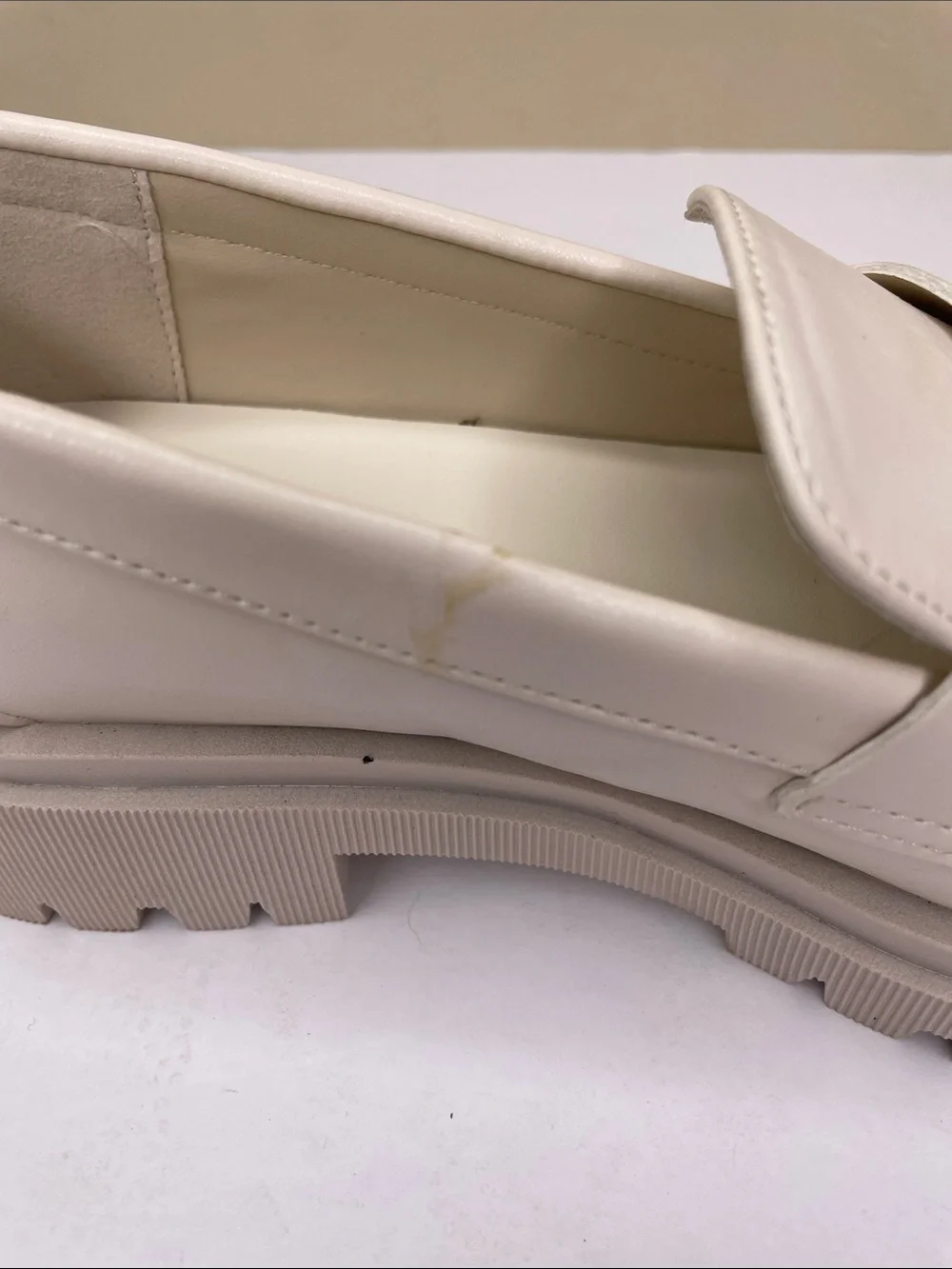 FALLS CREEK Cream VANESSA Memory Foam Prep Platform Lug Sole Penny Loafer NWT 9